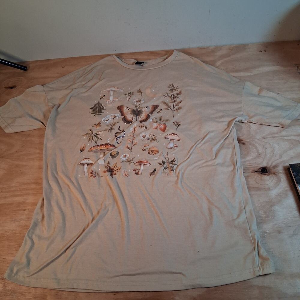 Romwe Womens Tee Sz M Short Sleeve Brown Tee Outdoors Cottagecore Fairycore